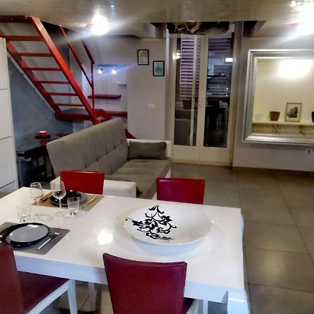 Metro Casa Vacanze Brindisi Exterior foto